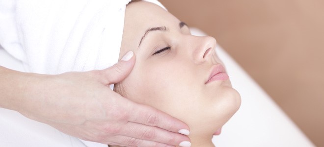 Aprende todo lo que necesitas saber acerca del masaje facial